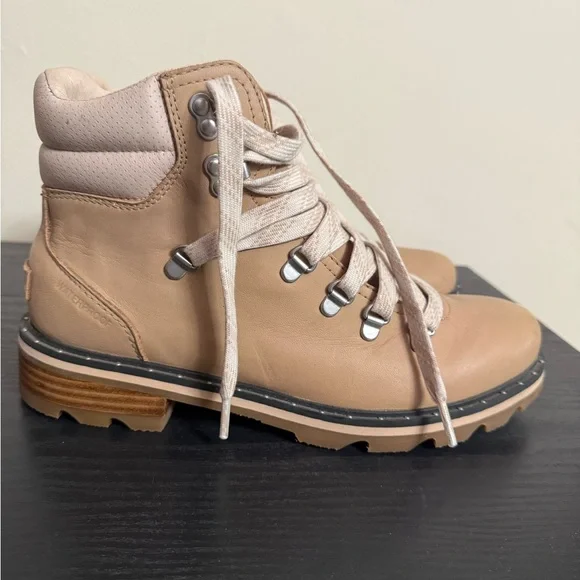 Sorel Leather Honest Beige Lenox Hiker Tie Up Ankle Shoes Boots Women’s Size 10 - Picture 3 of 8